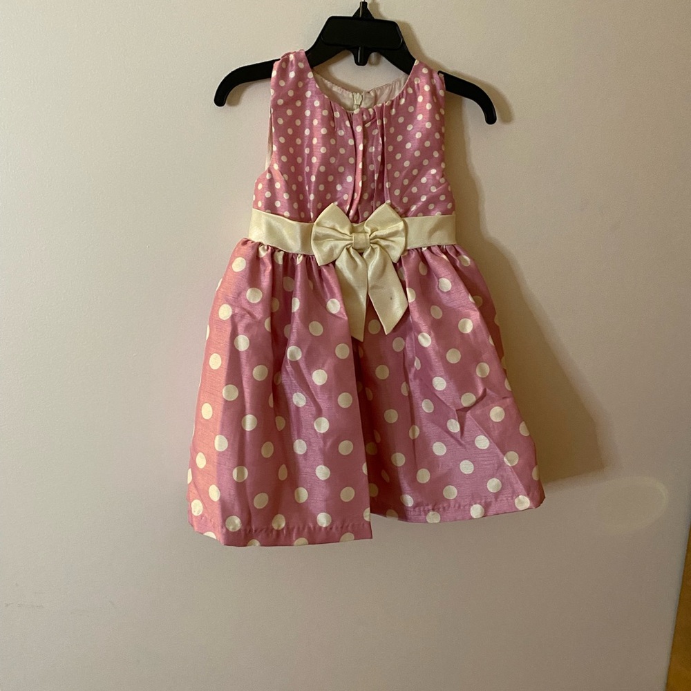 Mia Juliana Beautiful girls pink Polka dot party dress. Cream colored Bows Sz 2T
